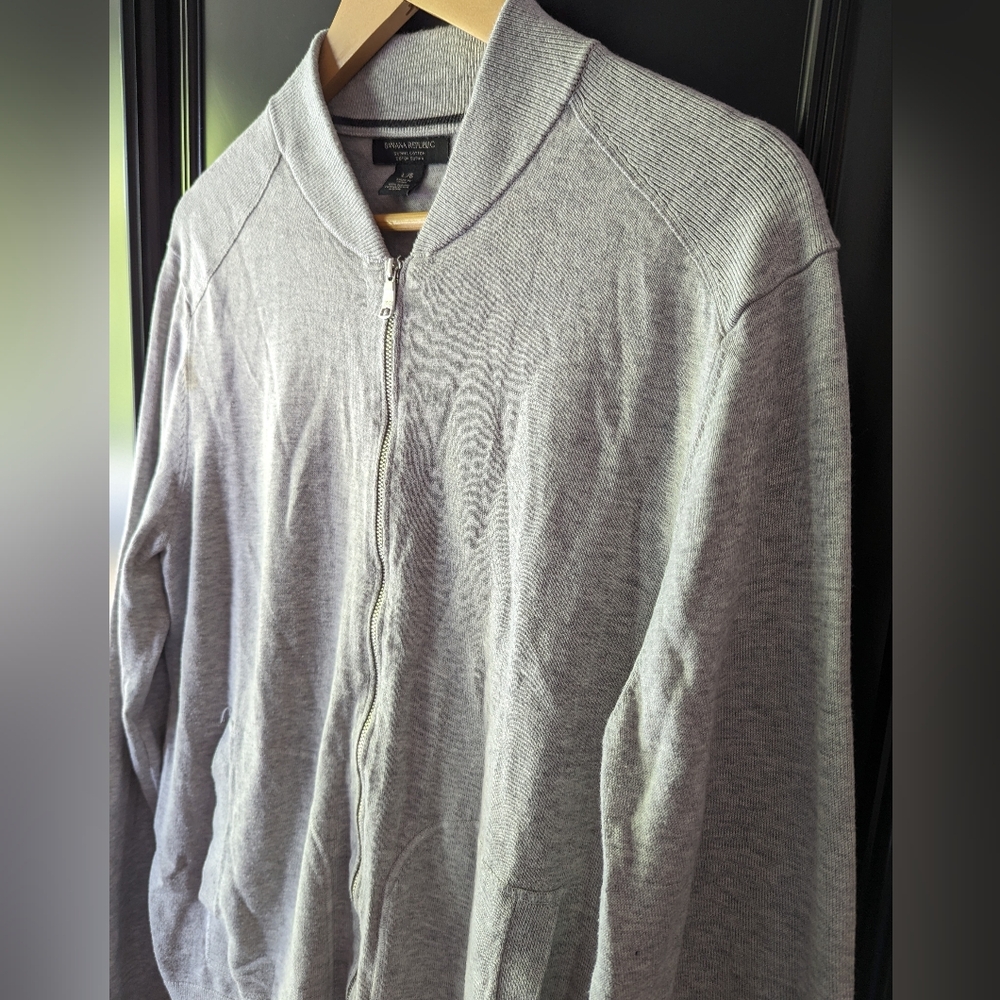 Banana Republic Men's Gray Zip-Up Sweater